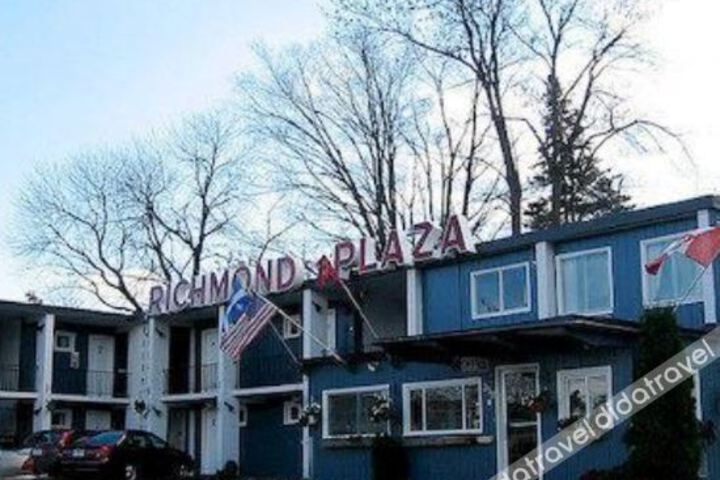 Richmond Plaza Motel