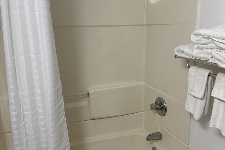 Room 54 of 72