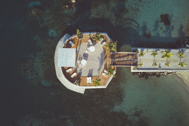 Sundeck 180 of 224