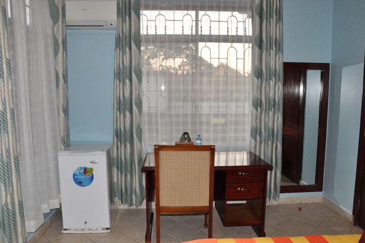 Room 22 of 42