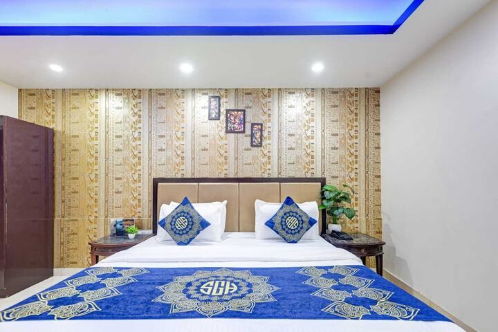Room 72 of 111