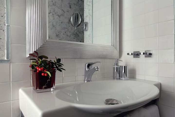 Clean Restrooms