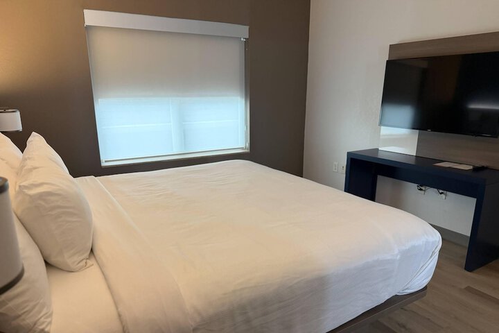 Room 44 of 63