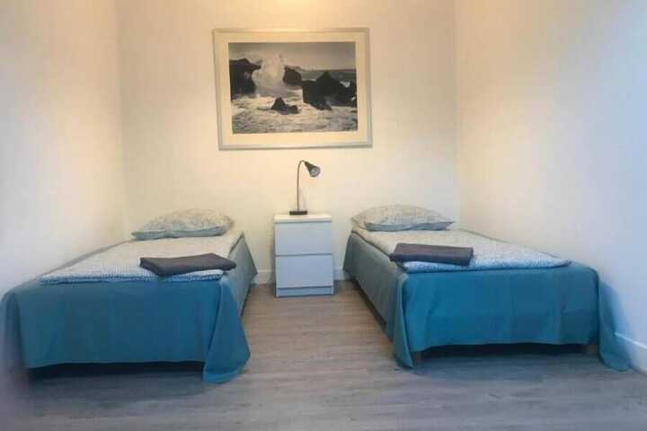 Room 8 of 24