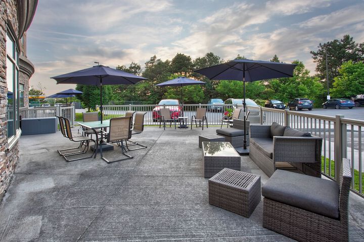 Terrace/Patio 71 of 86