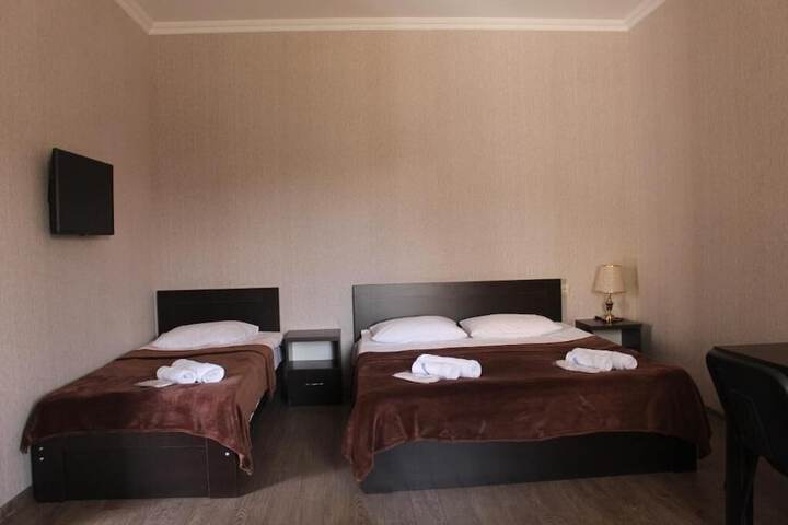 Room 3 of 3