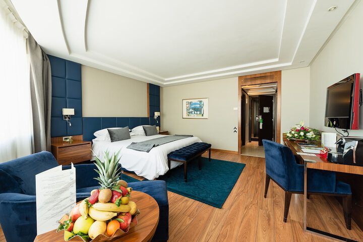 Room 29 of 63