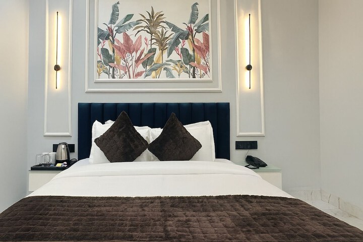 Room 22 of 49