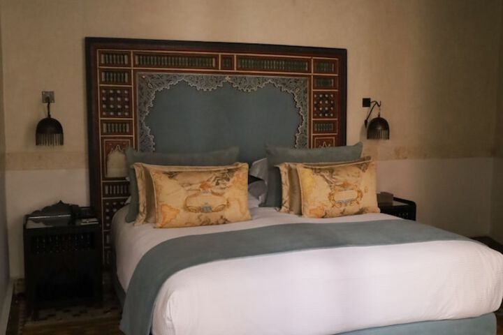 Room 44 of 126
