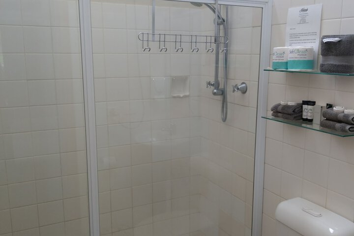 Room 16 of 23