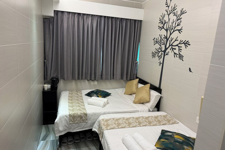 Room 158 of 195