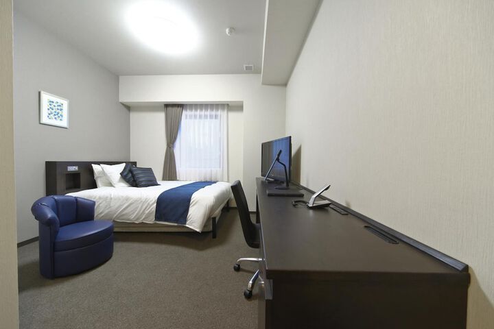Room 12 of 31