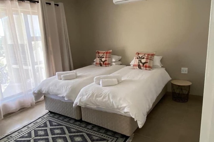 Room 3 of 22