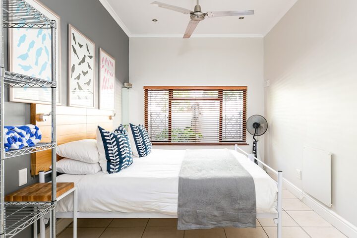 Room 2 of 240