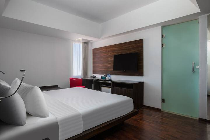 Room 13 of 53