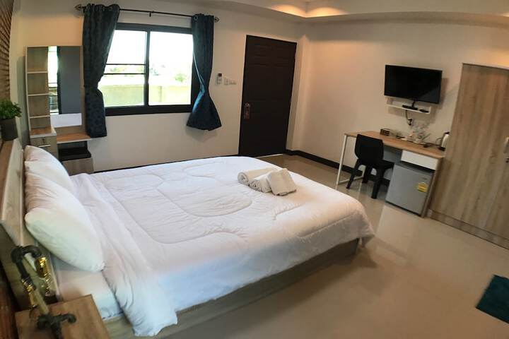 Room 10 of 66