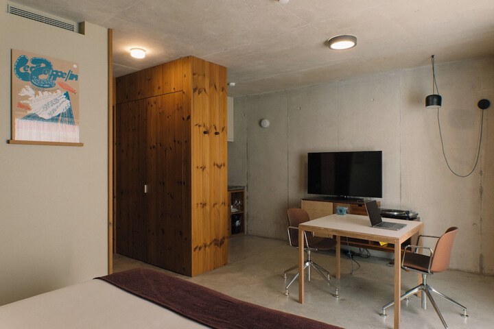 Room 39 of 82