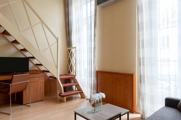 Room 21 of 44