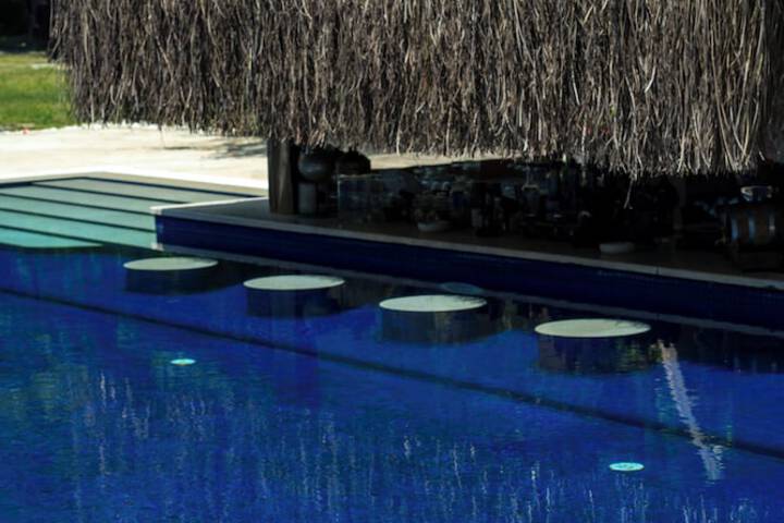 Pool 142 of 157
