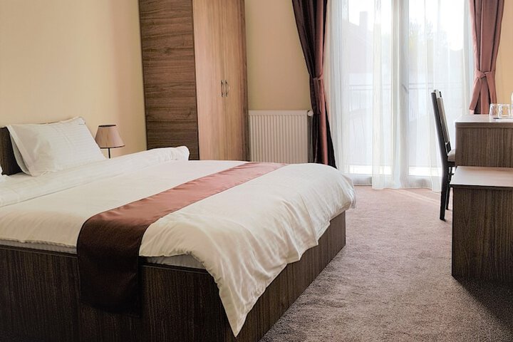 Room 31 of 73