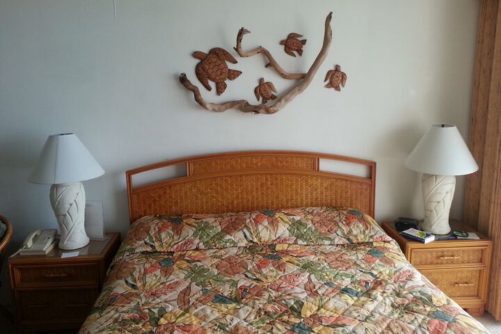 Room 21 of 484
