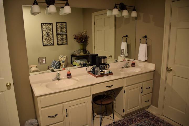 Room 19 of 29