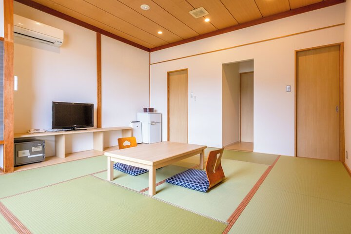 Room 12 of 59