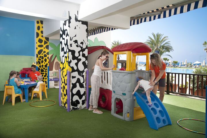 Children's play area - outdoor