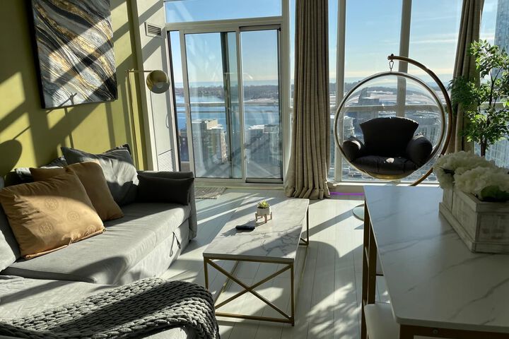 Room 25 of 48