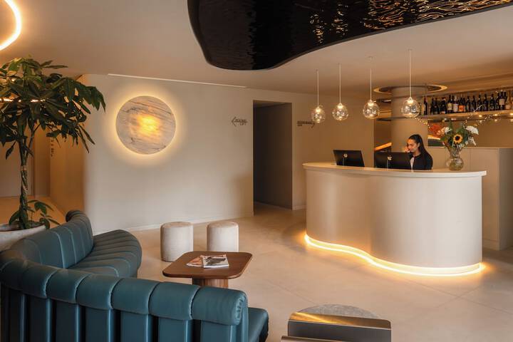 Hotel Interior 40 of 51