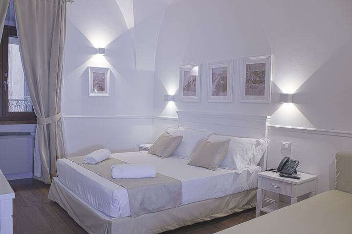 Room 14 of 34
