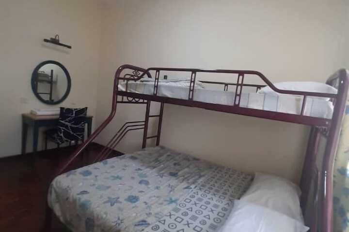Room 12 of 86