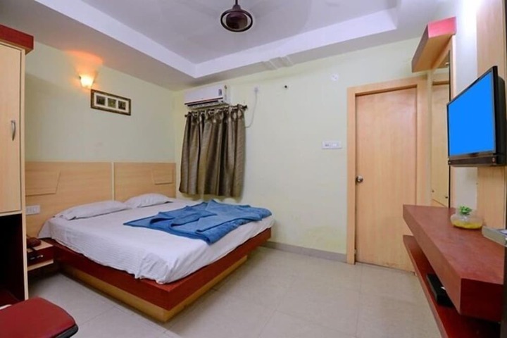 Room 8 of 20