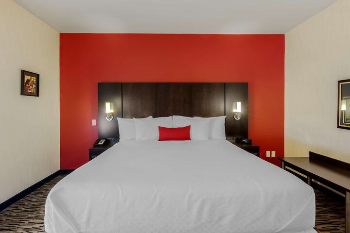 Room 13 of 39
