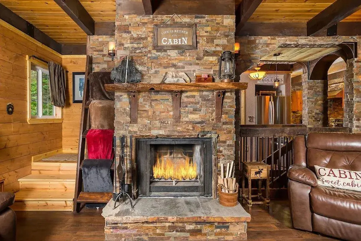 Exterior of Icicle Ridge Retreat
