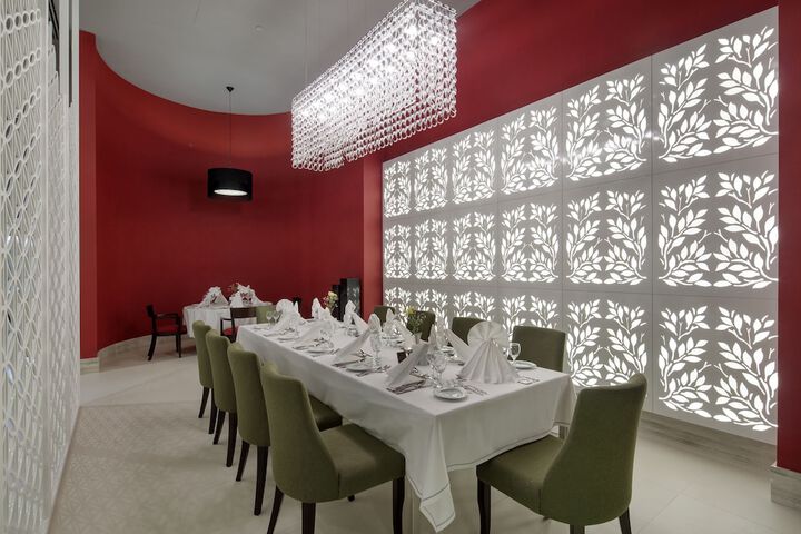 Dining 173 of 303