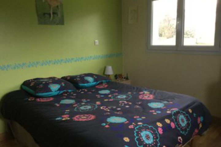 Room 5 of 6
