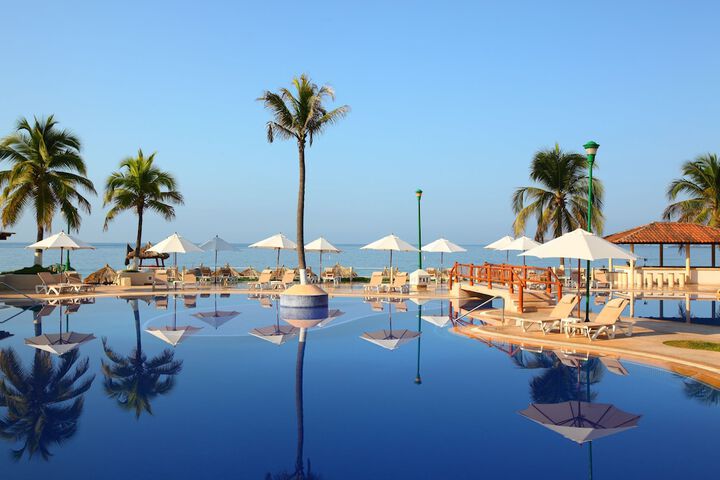 Pool Hotel
