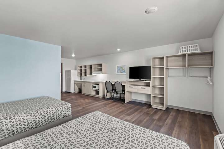 Room 16 of 25