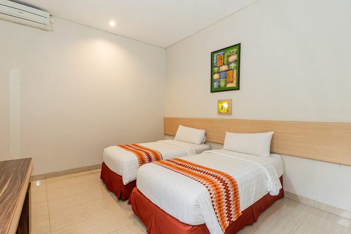 Room 32 of 111