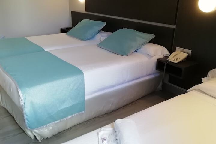 Room 21 of 93