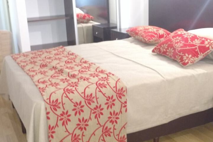 Room 7 of 37