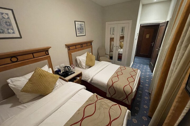 Room 26 of 47