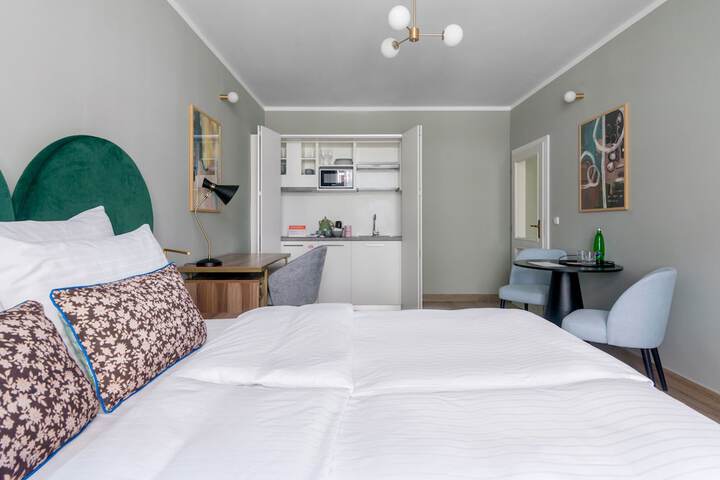 Room 3 of 56