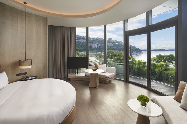 Room 27 of 175