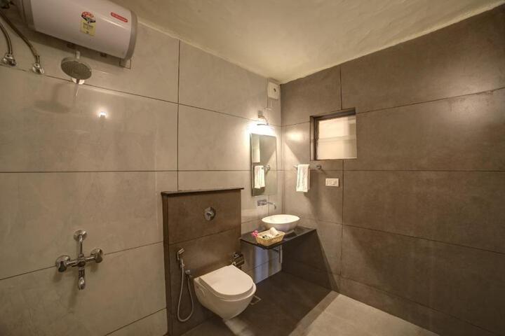 Photo 18