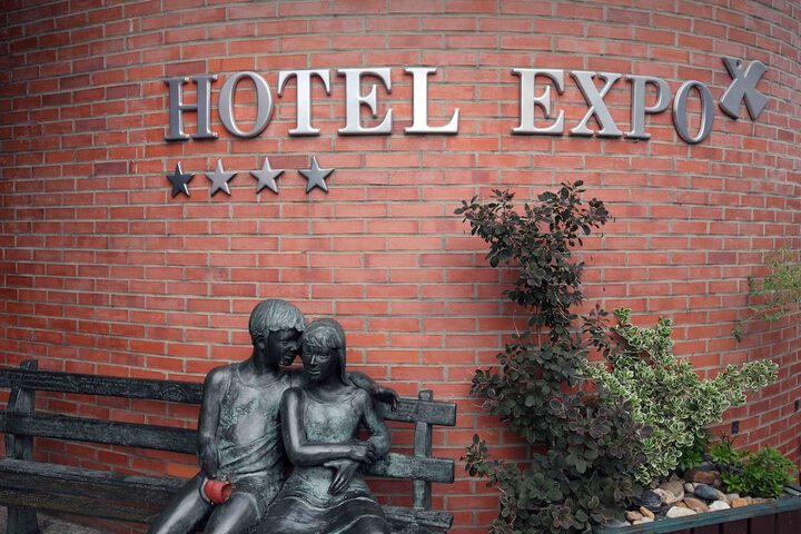 Hotel 53 of 62