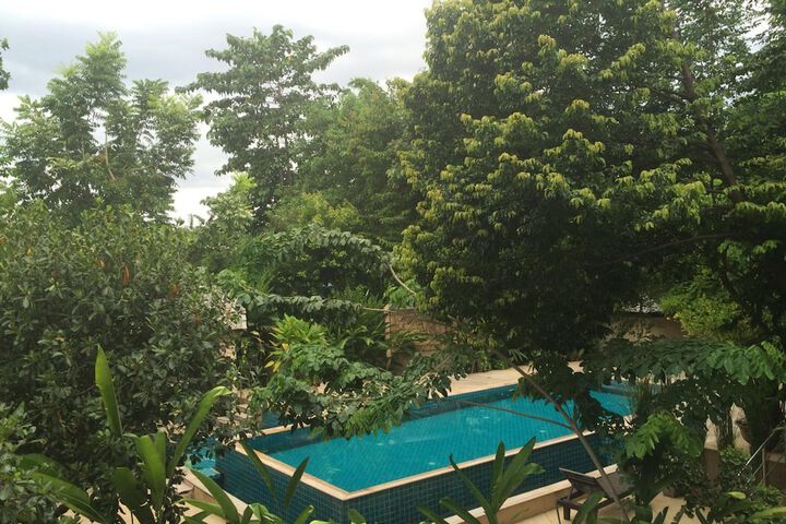 Hotel with Pool
