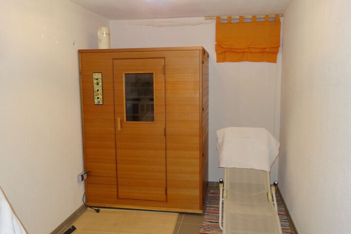 Spa 38 of 65