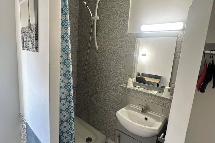 Clean Restrooms